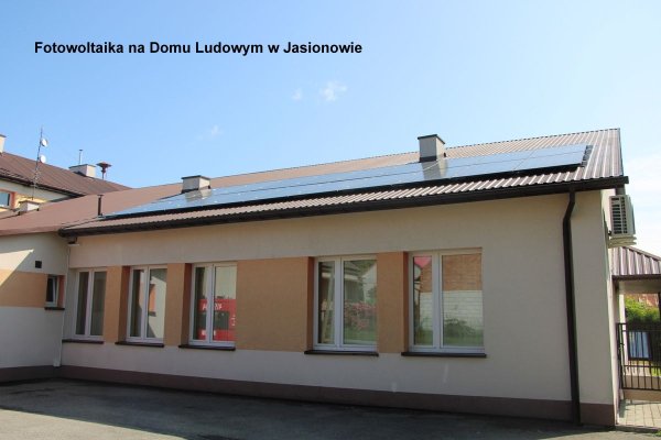 Fotowoltaika na Domu Ludowym w Jasionowie 2.JPG