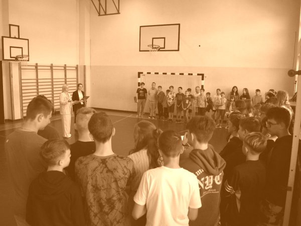 Piknik naukowy z projektorem w Malinówce - 17 maja