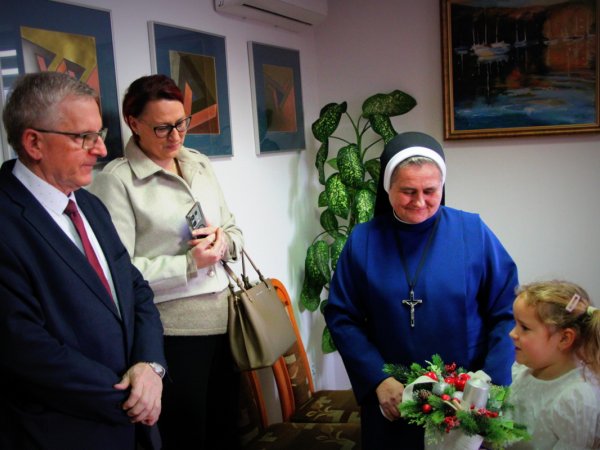 Ochronka z Jasionowa z życzeniami