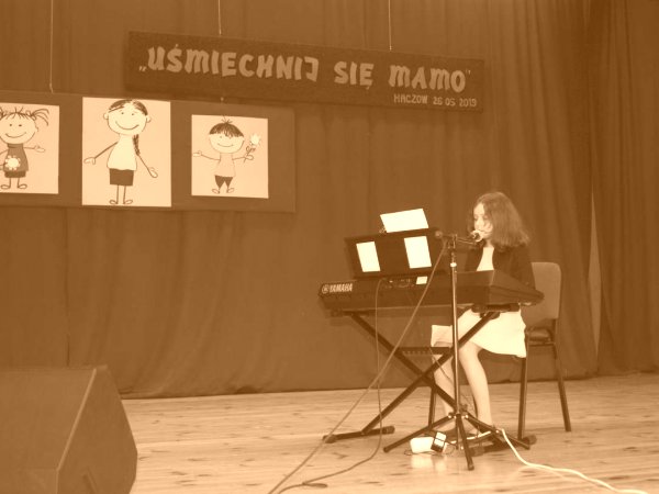 Uśmiechnij się Mamo