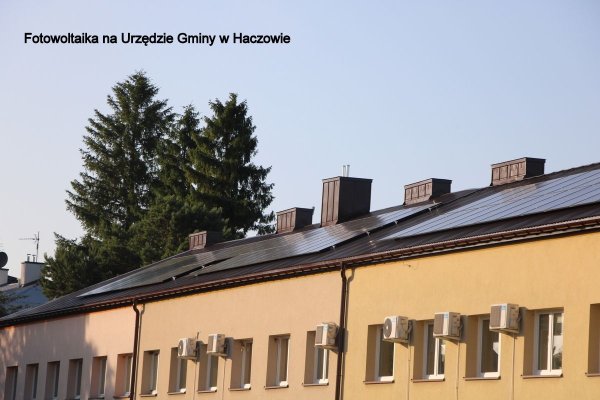 Fotowoltaika na budynku UG Haczów 2.JPG