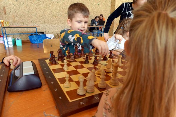 2022-02-18-chess_50.jpg