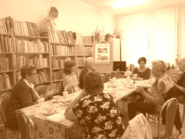 Dyskusyjny Klub Książki - HANNA KOWALEWSKA- ZANIM ODFRUNĘ