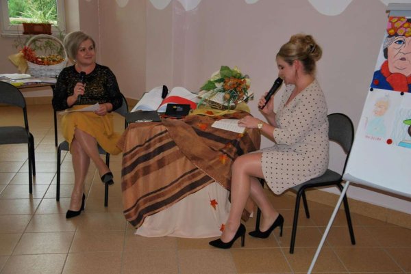 rozmowa Hesi i Meli-1210.jpg