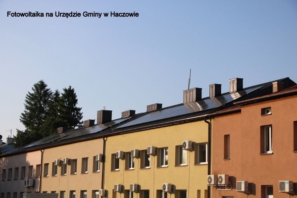 Fotowoltaika na budynku UG Haczów 1.JPG