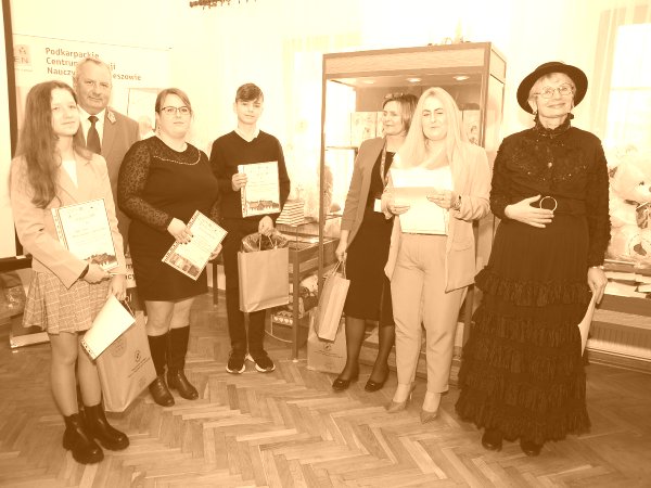 Z Panią Marią poetycka wyprawa do lasu