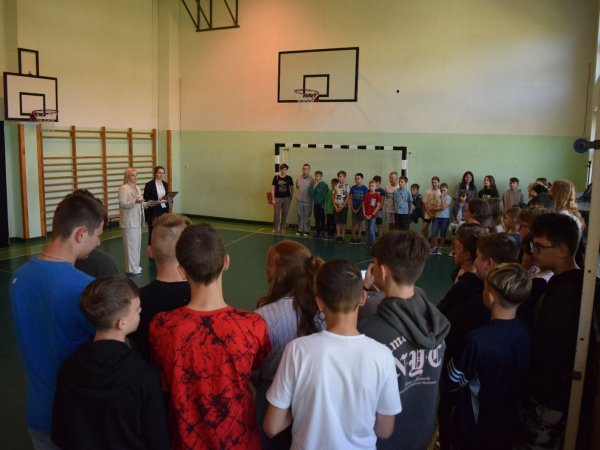 Piknik naukowy z projektorem w Malinówce - 17 maja