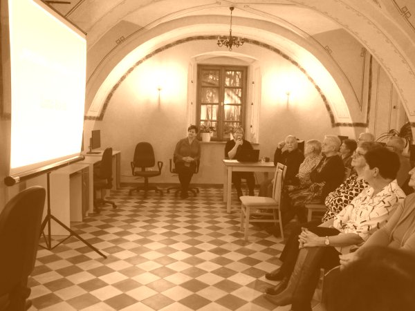 "Muzyka z tamtych lat" w bibliotece