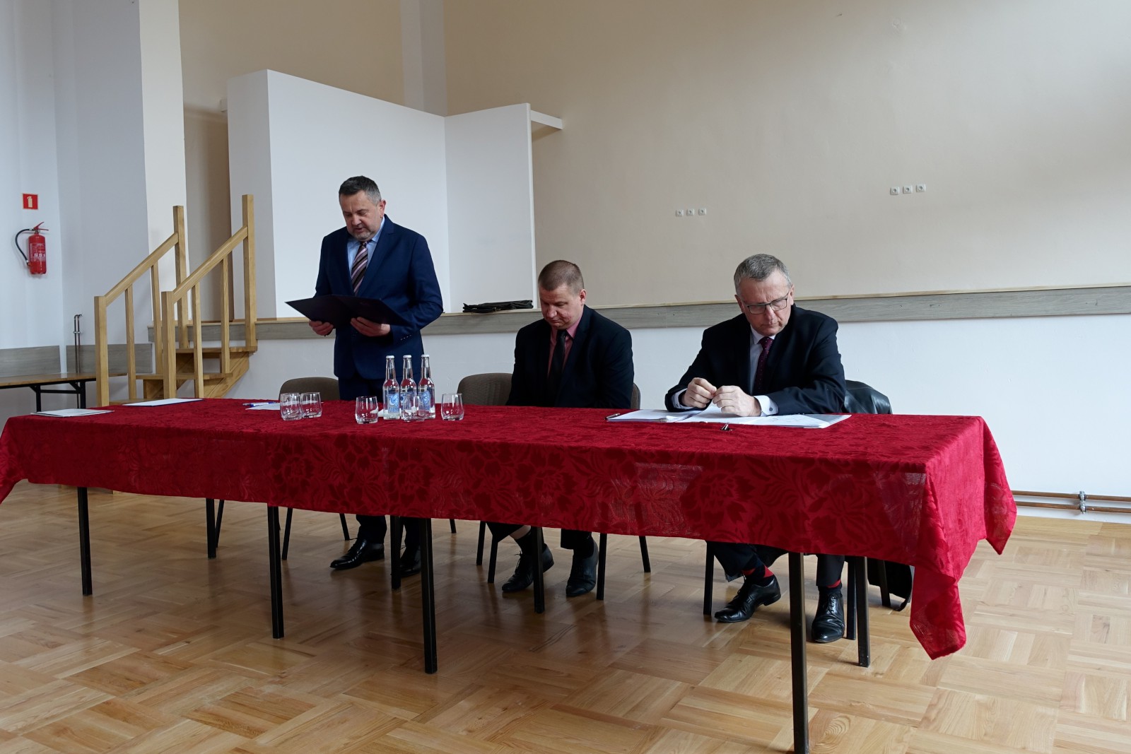 Wzdów